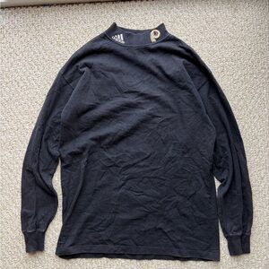 Vintage 90s Adidas NFL Redskins Black Long Sleeve Crewneck Tee. Size Medium.
